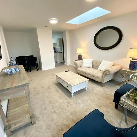 Ranmoor Serviced At Wilkinson Lane Apartment