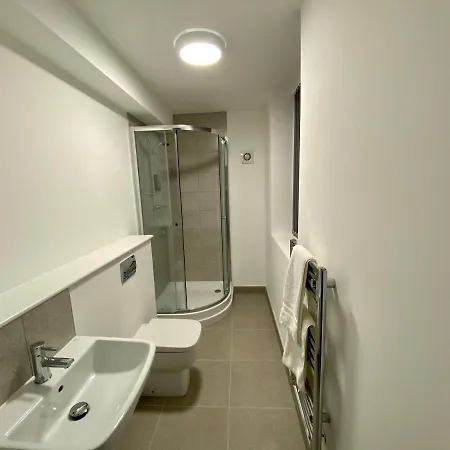 Apartment Ranmoor Serviced At Wilkinson Lane *